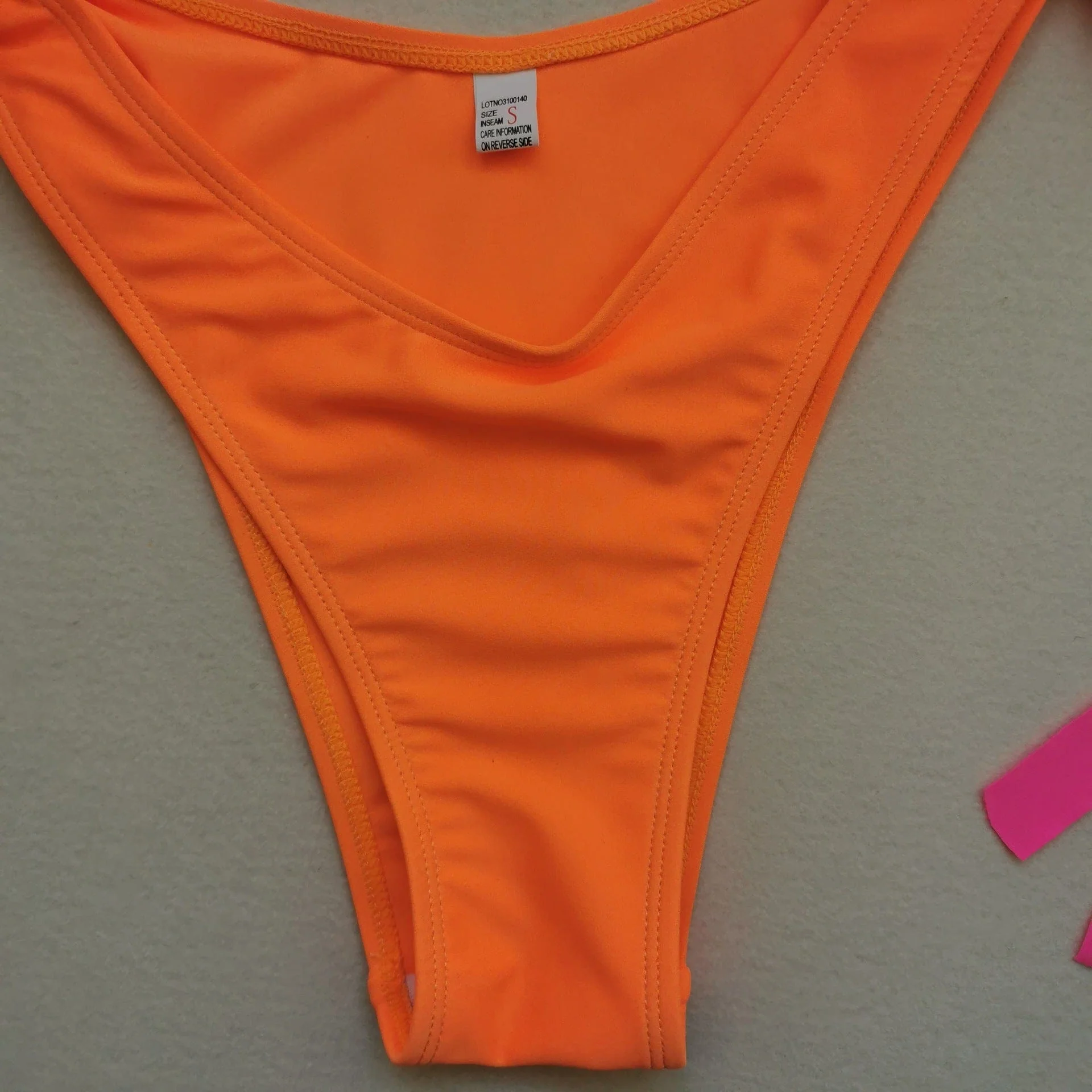 Bañador de dos colores - Image 10