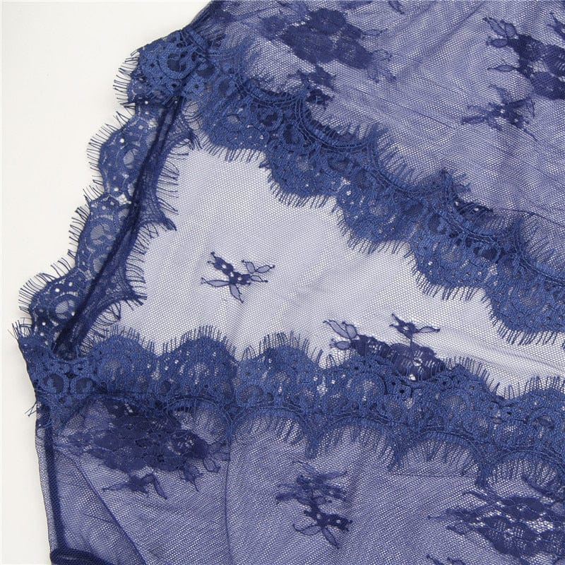 Bata de encaje sensual plus size - Image 4