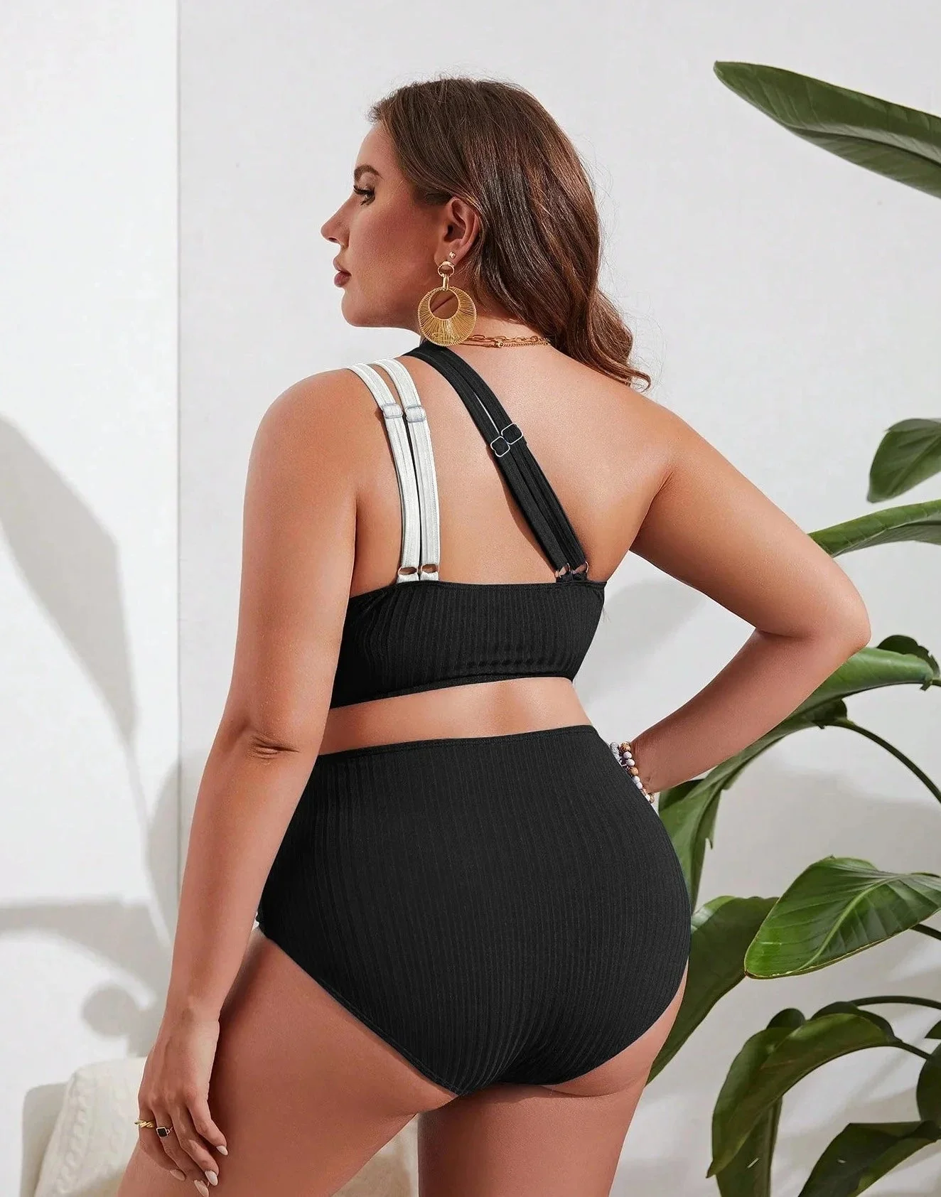 Biquini plus size con hombro descubierto - Image 3