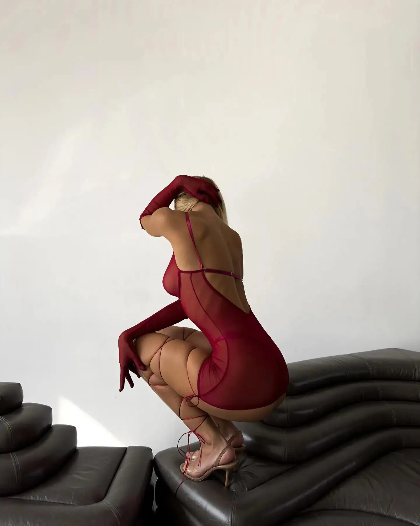 Vestido transparente con braguita y guantes - Image 3